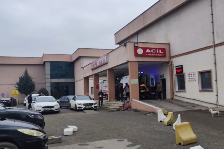 Iğdır'da amca &ccedil;ocuklarının kavgasında &ouml;len gen&ccedil;, son yolculuğuna uğurlandı