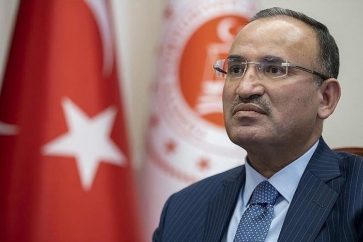 Bakan Bekir Bozdağ: İcra ile &ccedil;ocukların anne baba ile g&ouml;r&uuml;şmesini kaldırdık