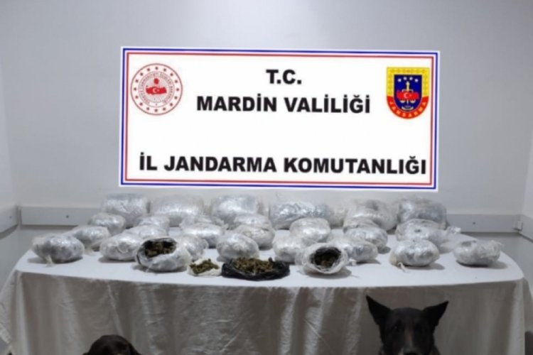 Mardin'de ele ge&ccedil;irilen 22 kilo uyuşturucuya 3 tutuklama