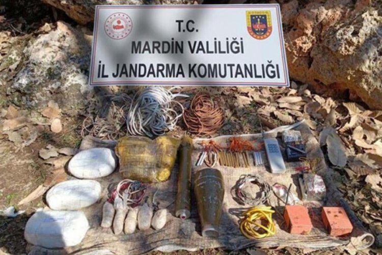 Mardin'de ter&ouml;ristlere ait 4 malzeme deposu imha edildi