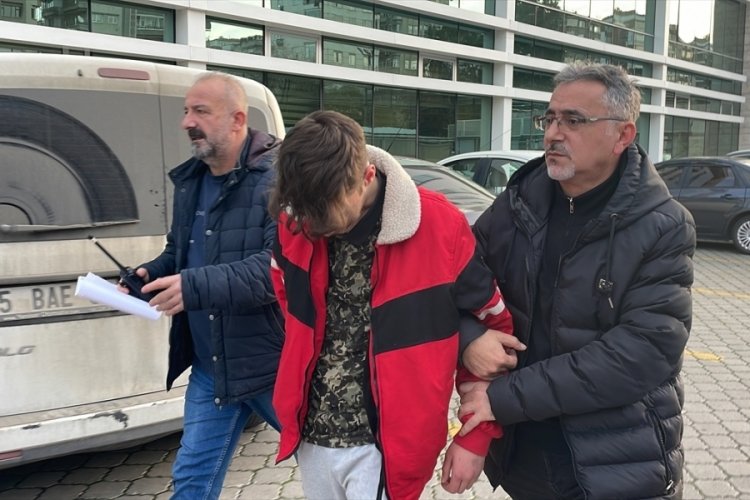 Samsun'da 2 kişiyi bı&ccedil;akla yaralayan zanlı tutuklandı