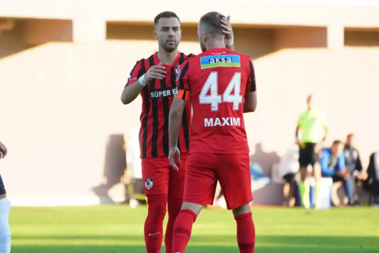 Gaziantep FK, g&uuml;n&uuml; &ccedil;ift antrenmanla tamamladı