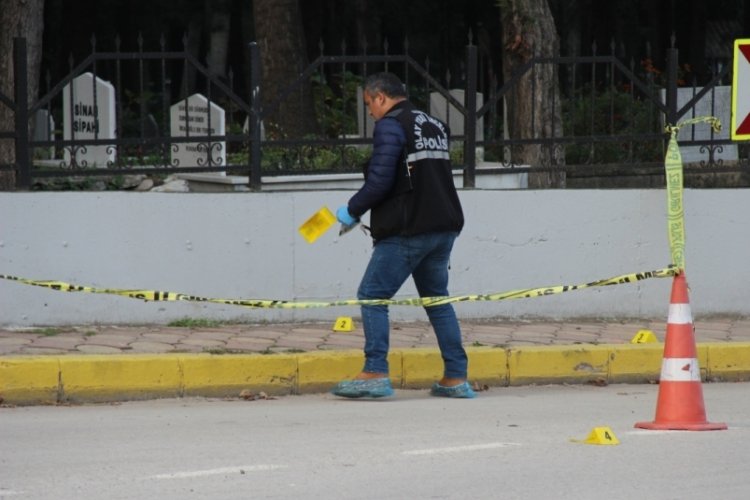 Kocaeli'nde husumetli iki grubun tartışmasında kan aktı: 3 yaralı