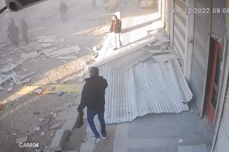 Şanlıurfa Ak&ccedil;akale'de patlama anı g&uuml;venlik kamerasında