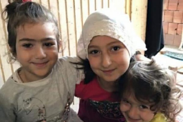 3 kızını &ccedil;ay bah&ccedil;esine g&ouml;t&uuml;r&uuml;p &ouml;ld&uuml;rd&uuml;! A&ccedil;ıklaması şoke etti