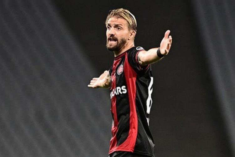 Caner Erkin haber yolladı! 'Boş s&ouml;zleşmeyi imzalarım'