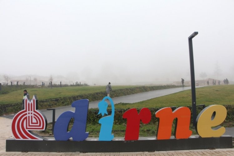 Edirne'de sis etkili oldu