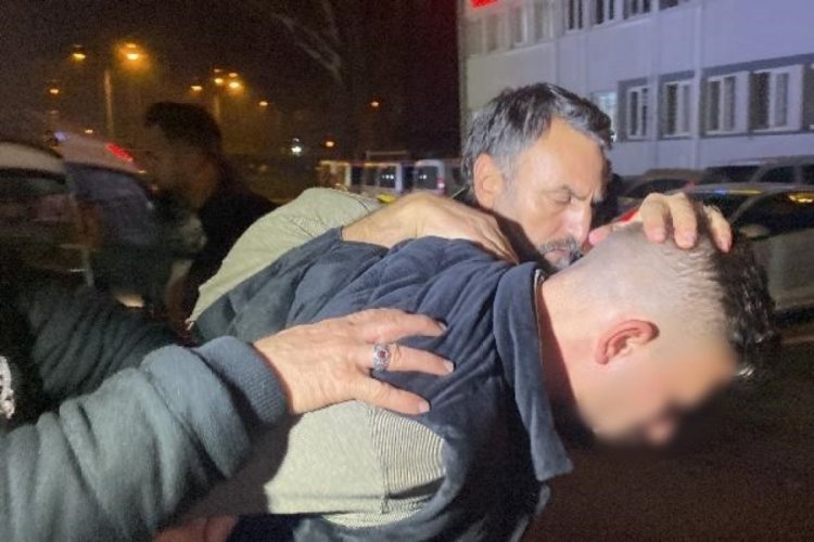 Bursa'da hobi bah&ccedil;elerinde &ccedil;ıkan s&ouml;zl&uuml; tartışmada ortalık kan g&ouml;l&uuml;ne d&ouml;nd&uuml;: 2 &ouml;l&uuml;, 1 yaralı
