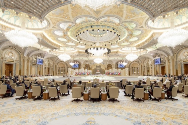 Riyad'da d&uuml;zenlenen &Ccedil;in-Arap &Uuml;lkeleri Zirvesi sona erdi