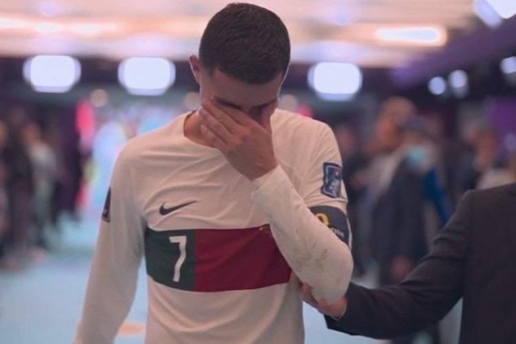 Ronalda g&ouml;zyaşlarına hakim olmadı