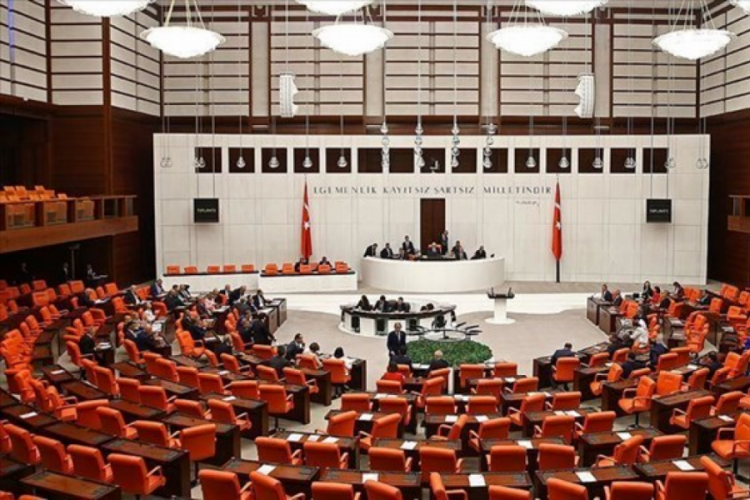 Ekonomiye ilişkin torba kanun teklifi Meclis Başkanlığı'na sunuldu