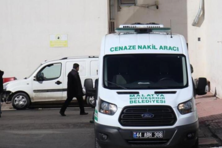 Malatya'da bir yaşındaki bebek beşiğinde &ouml;l&uuml; olarak bulundu