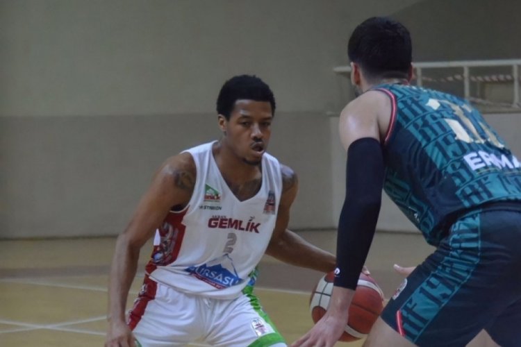 Akran Gemlik evinde galip