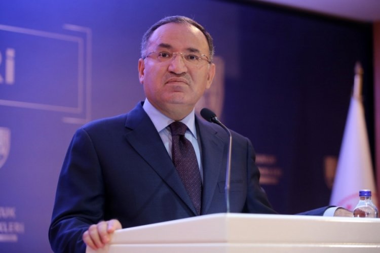 Bakan Bozdağ'dan Kılı&ccedil;daroğlu'na '&ccedil;ocuk istismarı' yanıtı