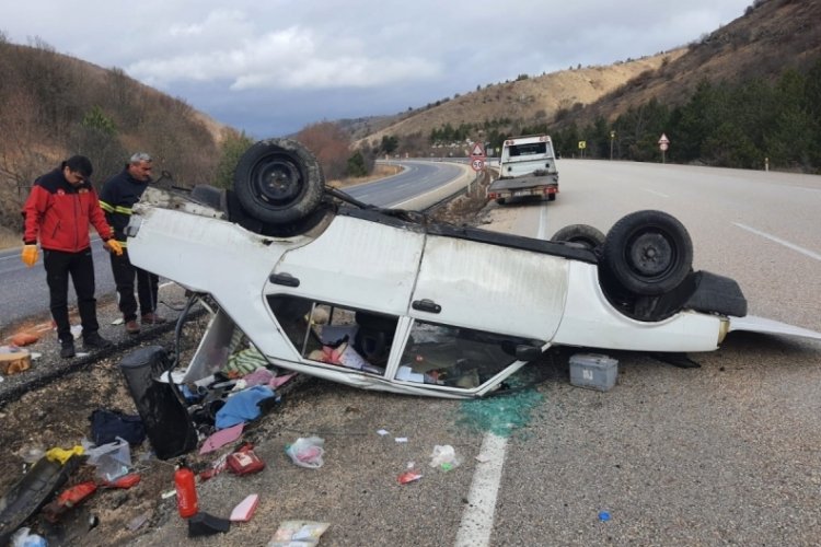 Bolu'da otomobil takla attı: 3 yaralı