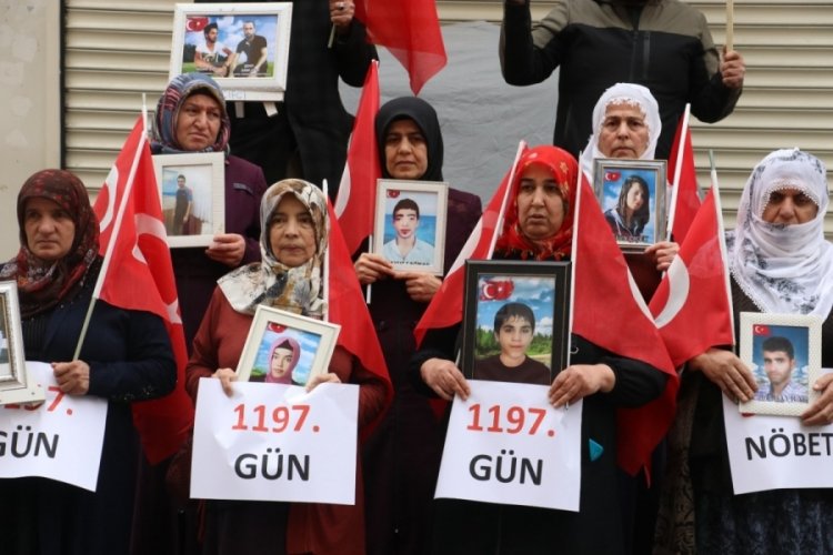 Diyarbakır'daki evlat n&ouml;betinde aile sayısı 340 oldu