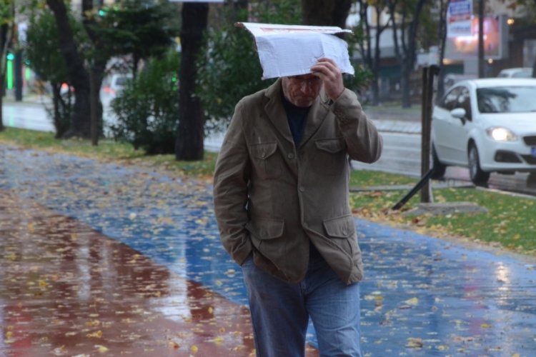 Meteoroloji Denizli'ye kuvvetli sağanak yağış uyarısında bulundu