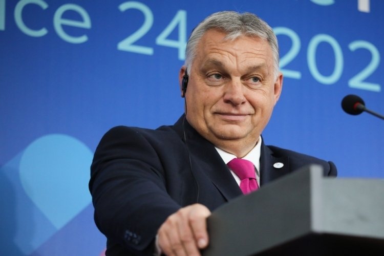 Orban, Avrupa Parlamentosu ile dalga ge&ccedil;ti