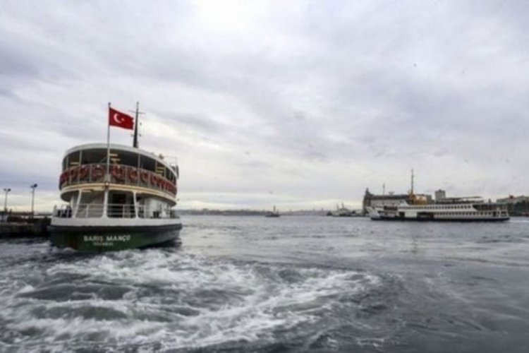 İstanbul'da vapur seferlerine olumsuz hava engeli!