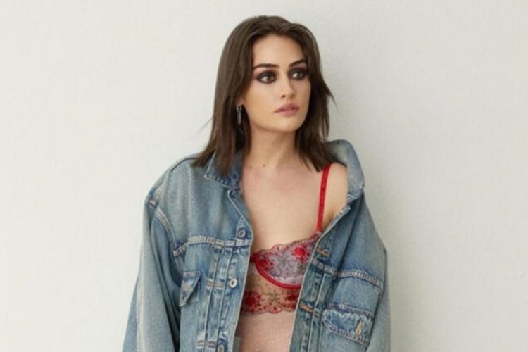 Esra Bilgi&ccedil;'in gen&ccedil;lere verdiği cevap olay oldu!