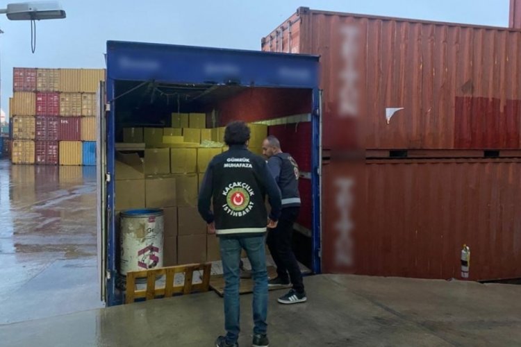 İzmir'de ka&ccedil;ak sigara oprasyonu