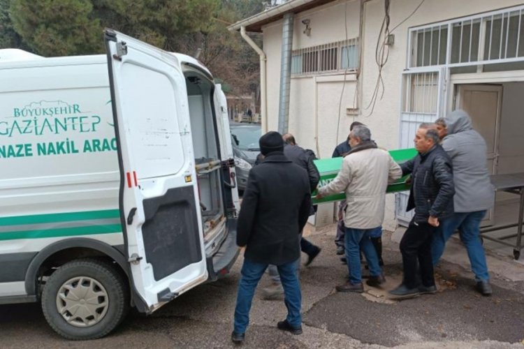 Gaziantep'te sahte alkolden zehirlenen 1 kişi hayatını kaybetti