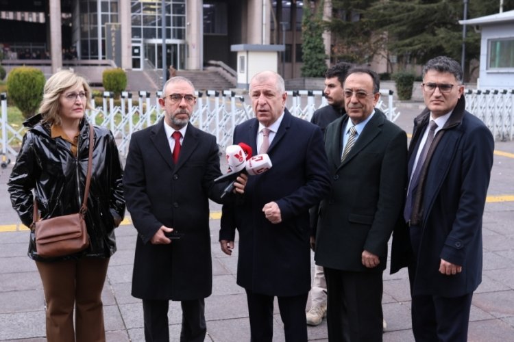 &Uuml;mit &Ouml;zdağ: Biz Zafer Partisi olarak T&uuml;rk ordusunun yanındayız