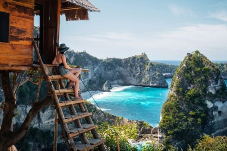 Endonezya'da turistlere seks muafiyeti!