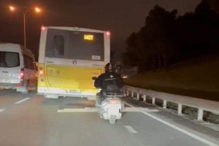 İstanbul'da motosiklet ile demir profil taşımacılığı