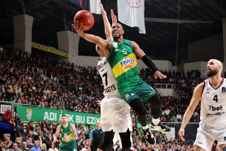 Frutti Extra Bursaspor evinde Lietkabelis'i yendi