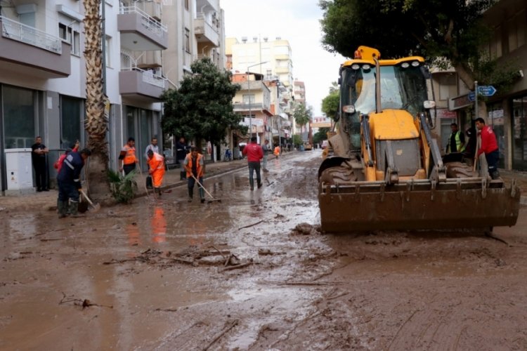 Antalya Kumluca'da eğitime ara verildi