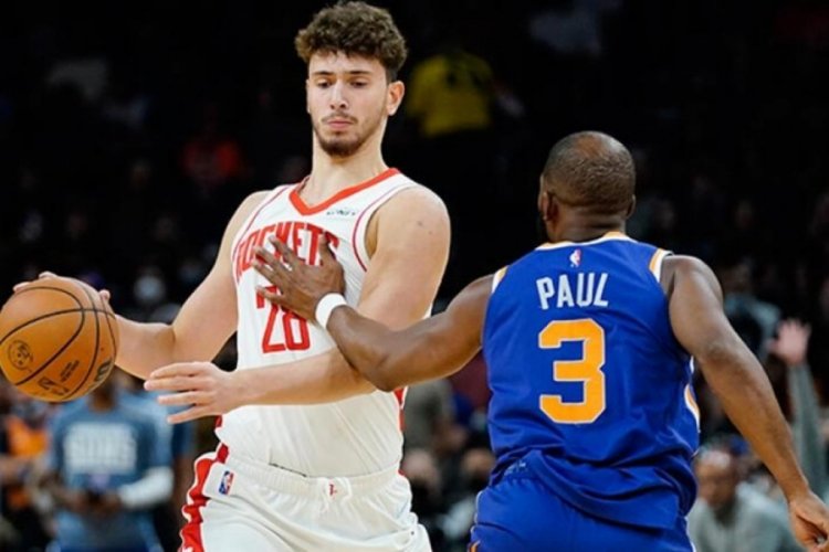 Milli basketbolcu Alperen Şeng&uuml;n'&uuml;n forma giydiği Houston Rockets, 9'ncu galibiyetini aldı