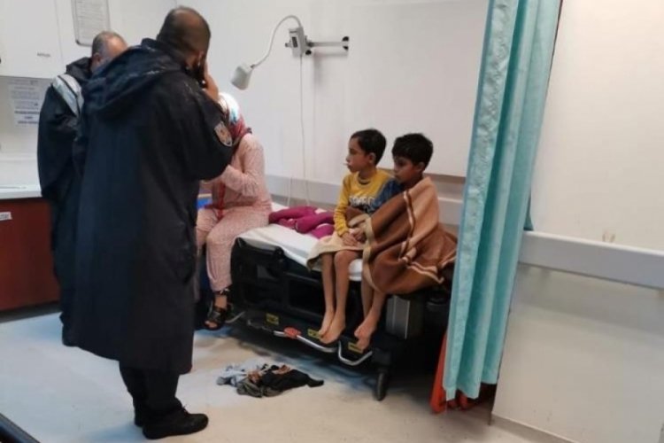 Antalya Finike'de selzede &ccedil;ocukların babası: Mal m&uuml;lk gitsin &ouml;nemli değil