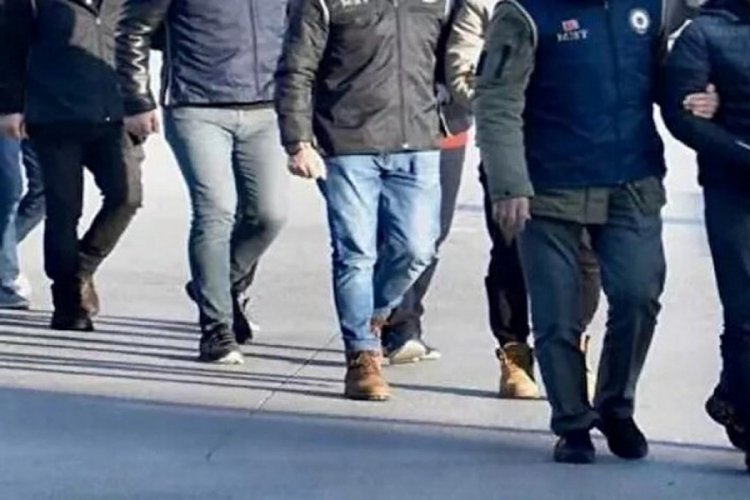 Kayseri'de 9 firari h&uuml;k&uuml;ml&uuml; ile 13 ş&uuml;pheli yakalandı