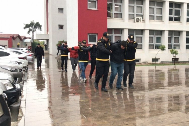 Hastane m&uuml;d&uuml;r&uuml;n&uuml; vurma olayında 3 ş&uuml;pheli tutuklandı