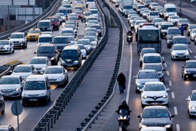 İstanbul'da bug&uuml;n bazı yollar trafiğe kapatılacak!