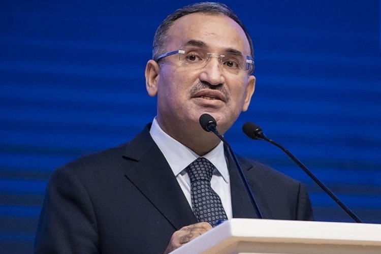 Bakan Bozdağ: Kadınlar i&ccedil;in kullanılan ayrımcı ifadeleri yasalarımızdan &ccedil;ıkardı