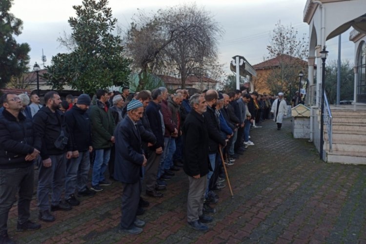 Bursa Orhangazi'de kazada &ouml;len gen&ccedil;ler toprağa verildi!