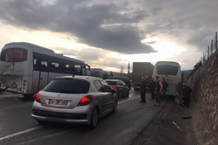 Bursa'da zincirleme kaza! Yaralılar var