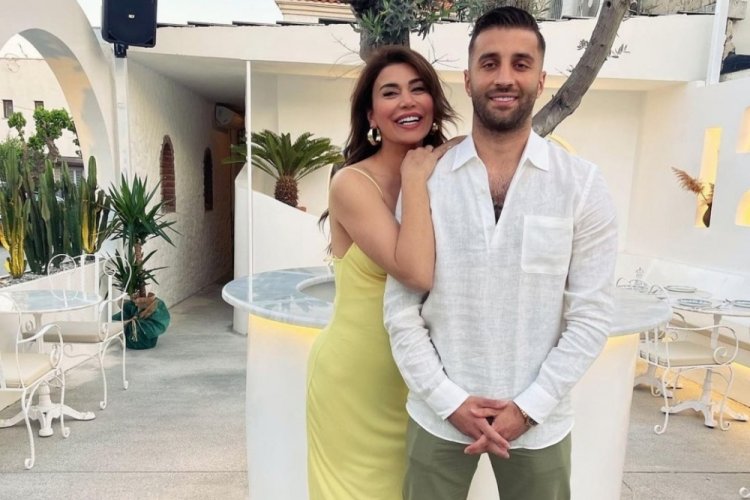 Ebru Şancı, kocası Alpaslan &Ouml;zt&uuml;rk'&uuml;n yatak halini paylaştı