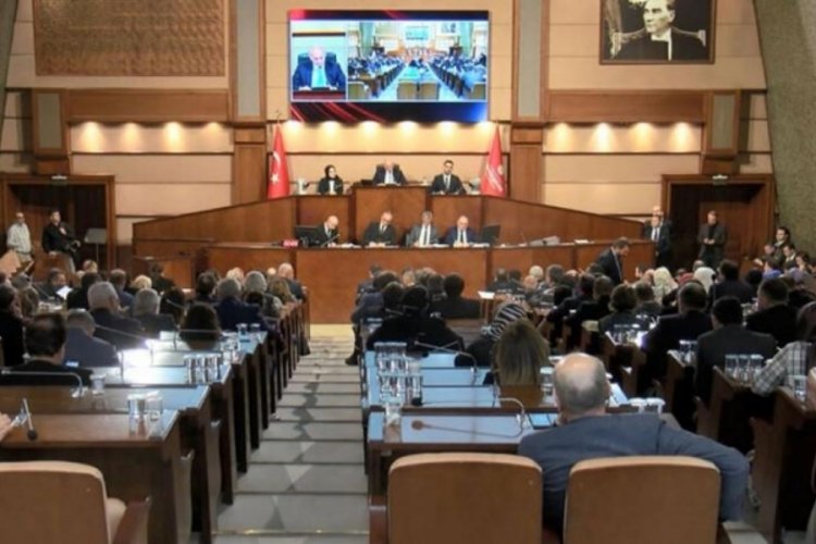 İBB Meclisi'nde 'İmamoğlu kararı' tartışması