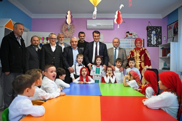 Başkan D&uuml;ndar'dan kur'an kursu &ouml;ğrencilerine ziyaret