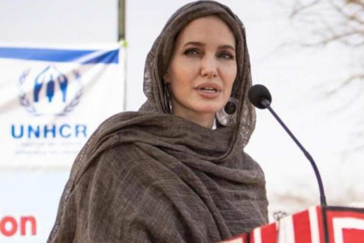 Angelina Jolie, BM İyi Niyet El&ccedil;iliği g&ouml;revini bırakıyor