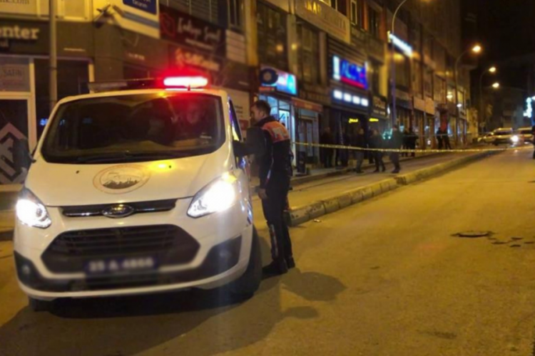 Erzurum'da, pompalı t&uuml;fekli saldırı!