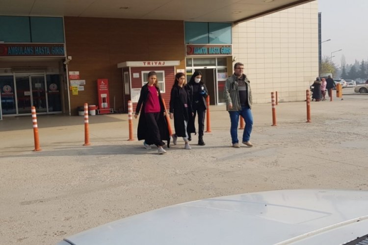 İneg&ouml;l'de ev sahibine yakalanan 2 hırsızlık ş&uuml;phelisi g&ouml;zaltına alındı