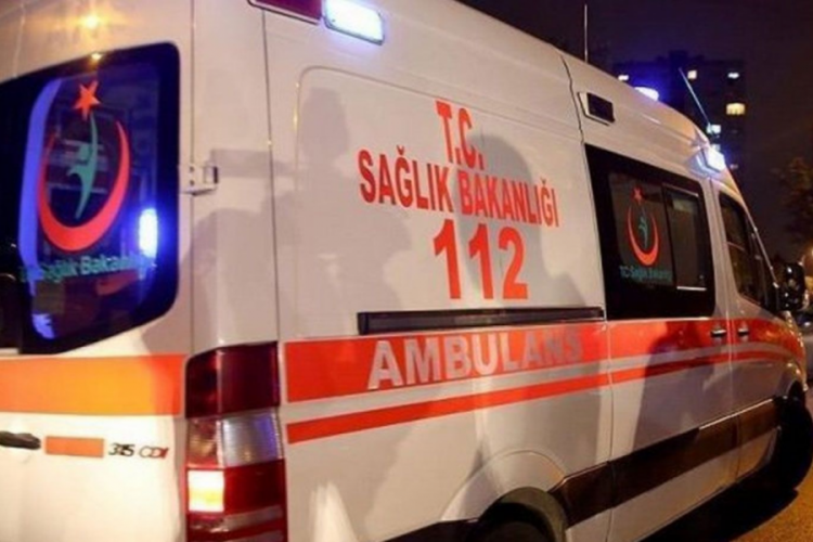 D&uuml;zce'de futbol oynarken fenalaşan &ccedil;ocuk hayatını kaybetti