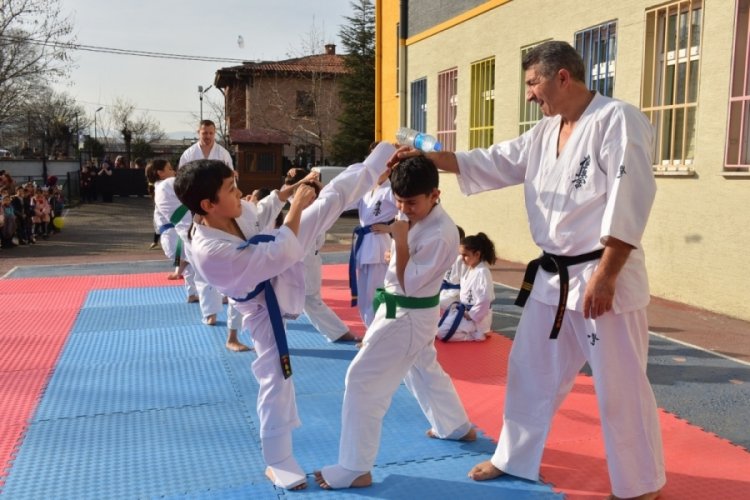Bursa'da Yıldırım sporla büyüyor 