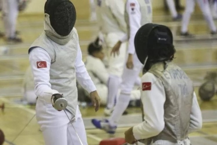 Ankara'da Eskrimde Gen&ccedil;ler Fl&ouml;re T&uuml;rkiye Şampiyonası bitti