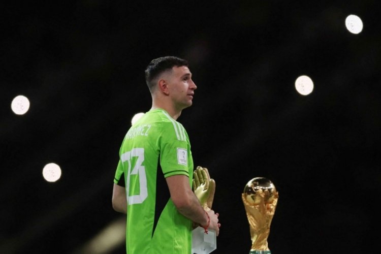 Emiliano Martinez'in sevinci g&uuml;ndem oldu