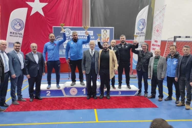 Bursa'da Reşit Karabacak serbest güreş turnuvası düzenlendi Spor